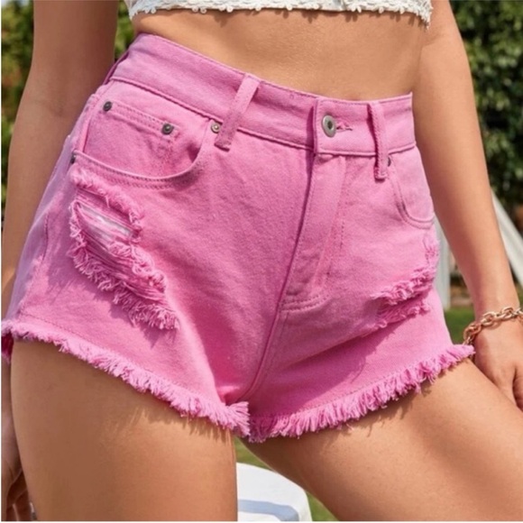 ❤️ SHEIN | High Waist Pink Distressed Shorts - Picture 1 of 4